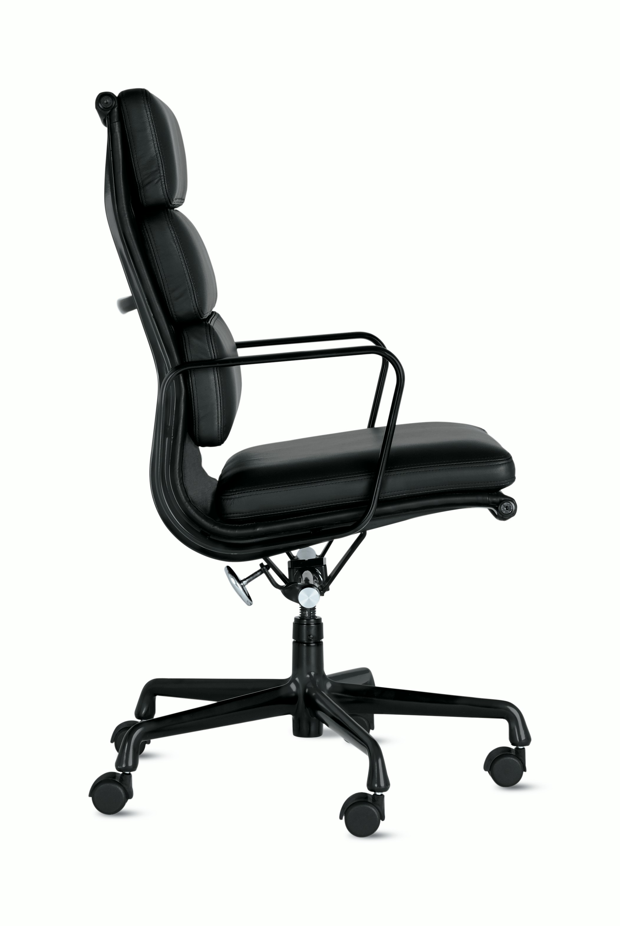 Eames Soft Pad Chair