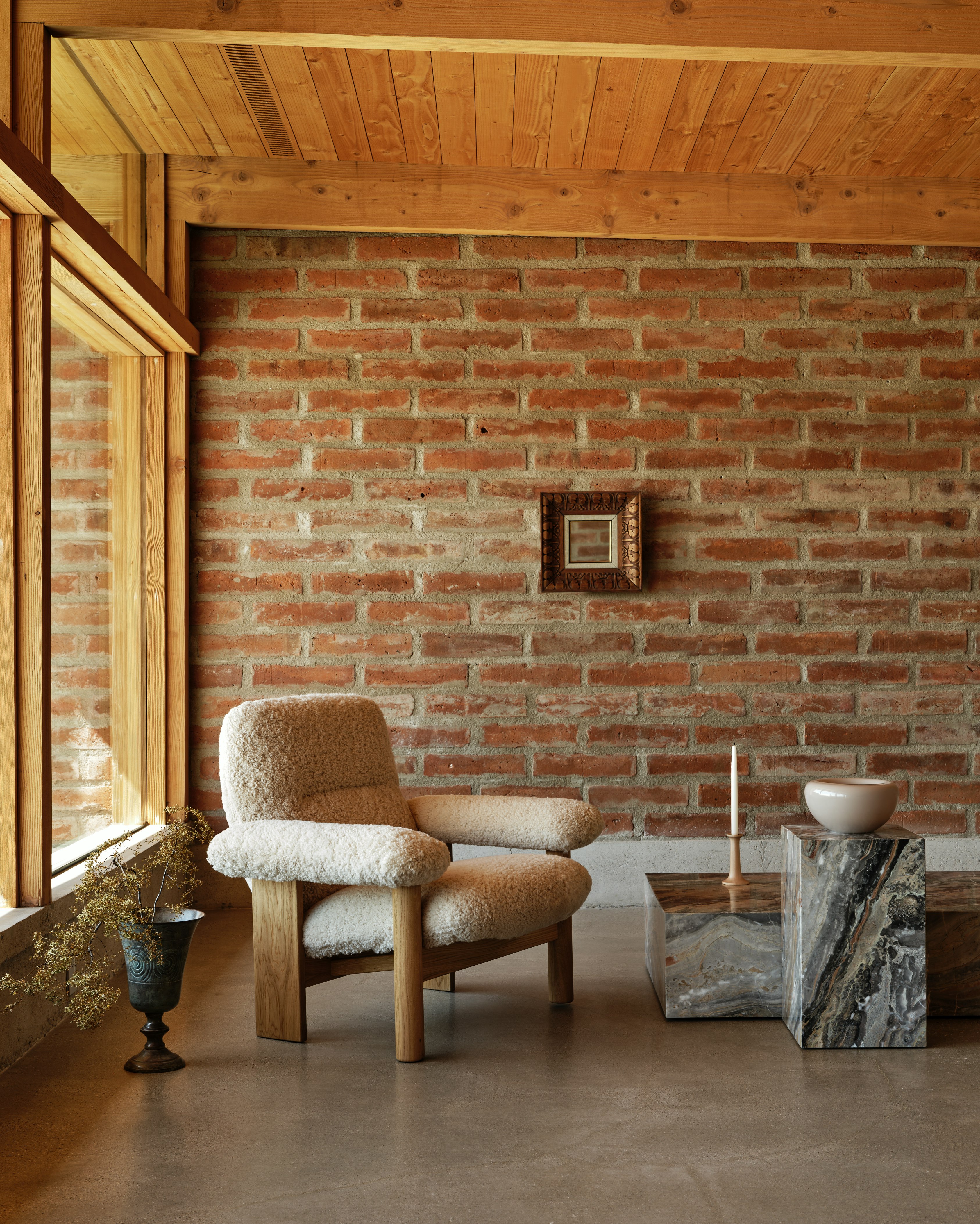 Brasilia Lounge Chair