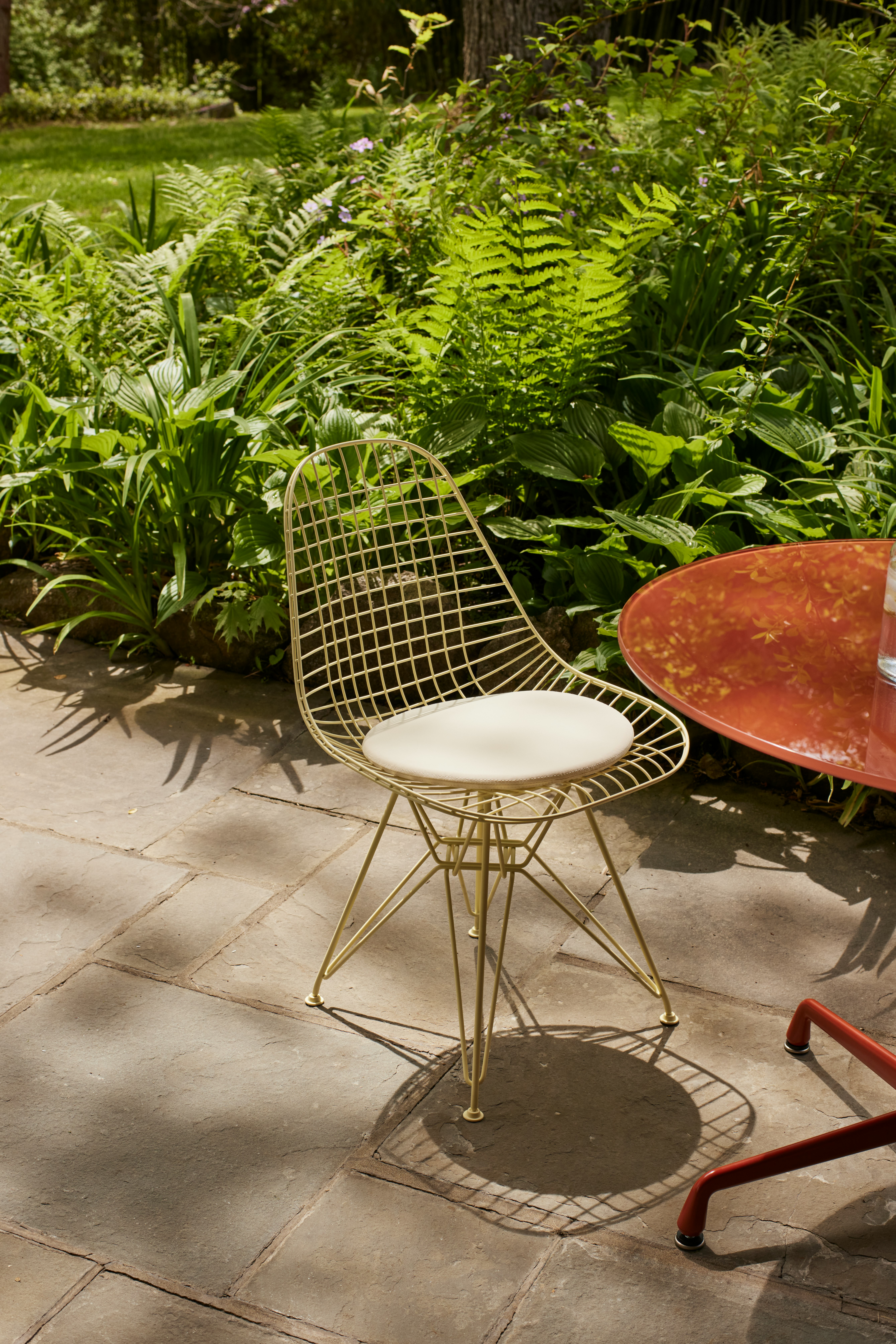 Eames Wire Chair, Herman Miller x HAY