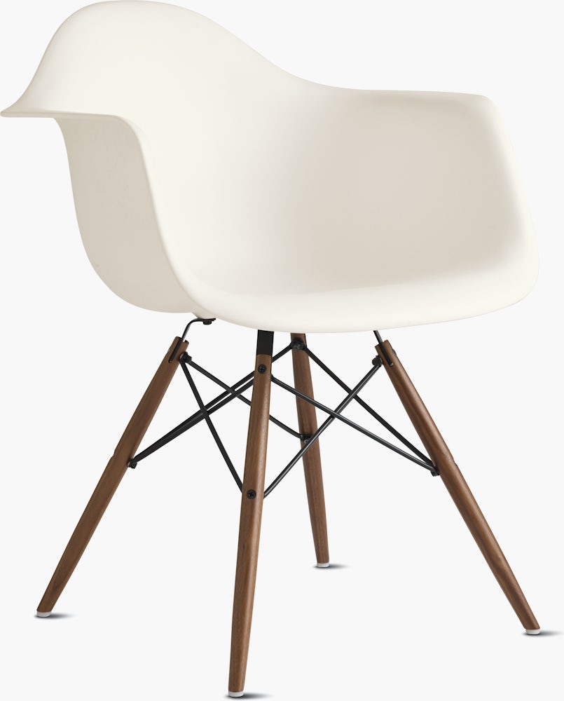 Eames Molded Plastic 4-Leg Side Chair Vitra