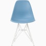 Eames Molded Plastic Side Chair Eames Molded Plastic Side Chair