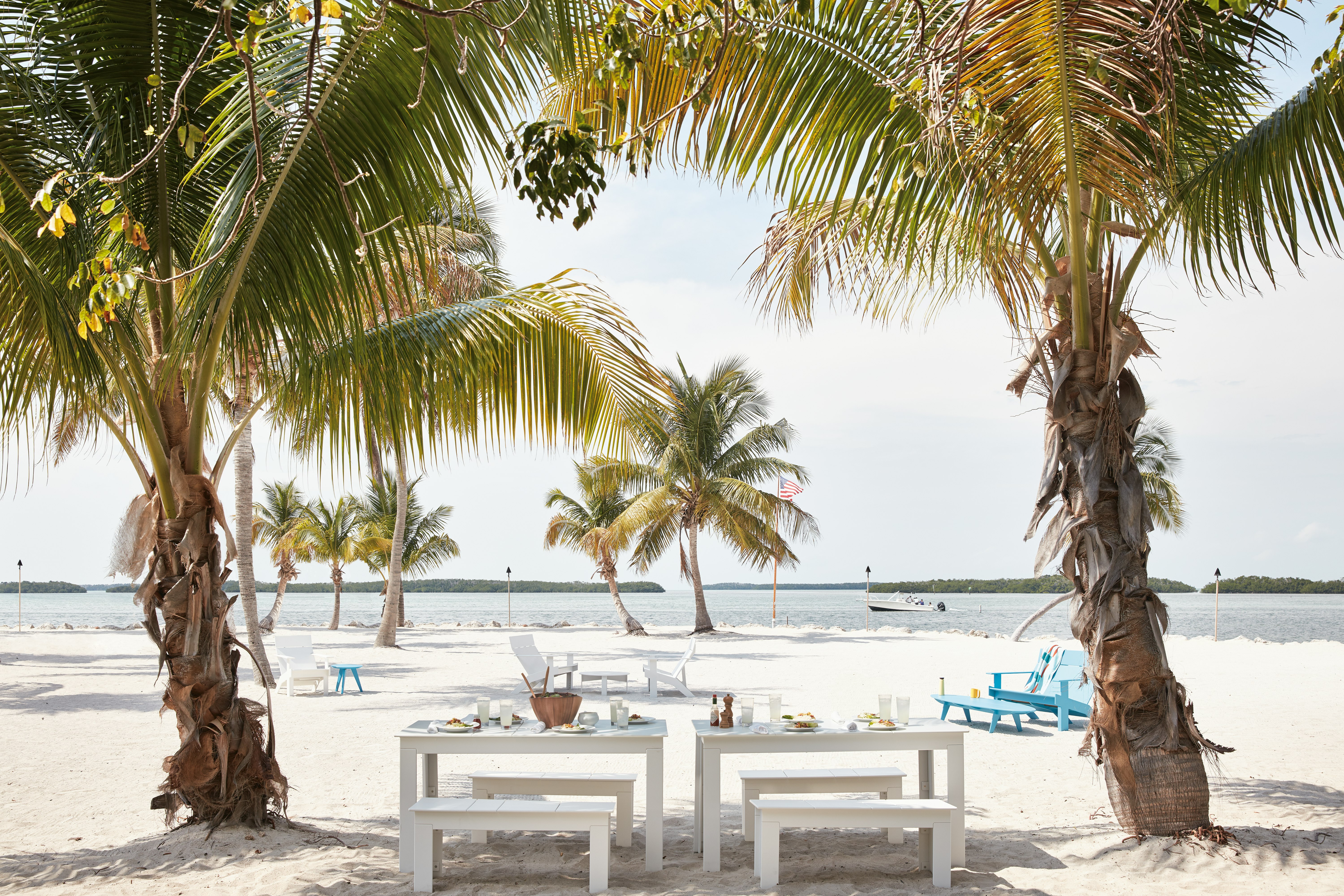 Lollygagger Picnic Table