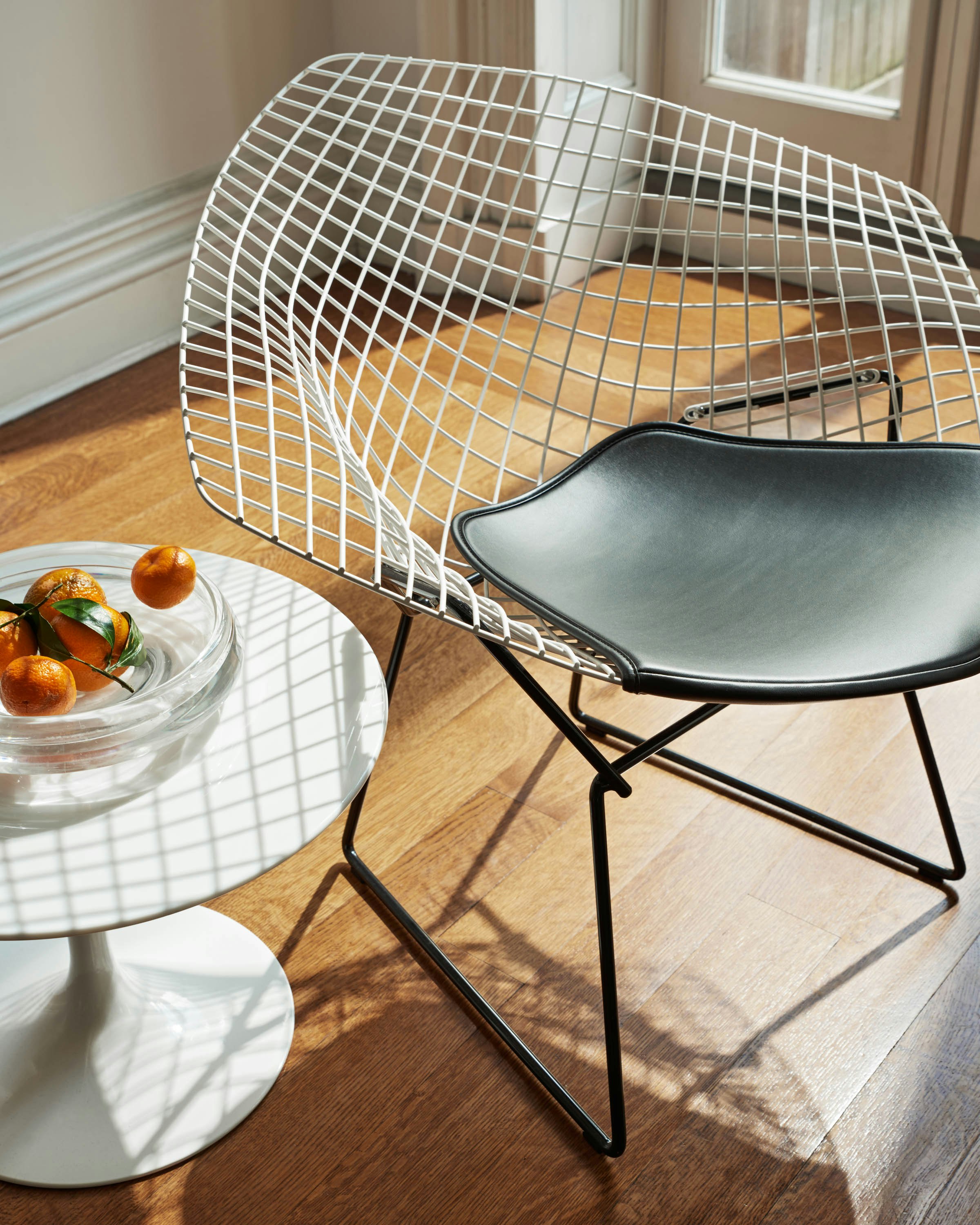 Bertoia Two-Toned Diamond Lounge Chair