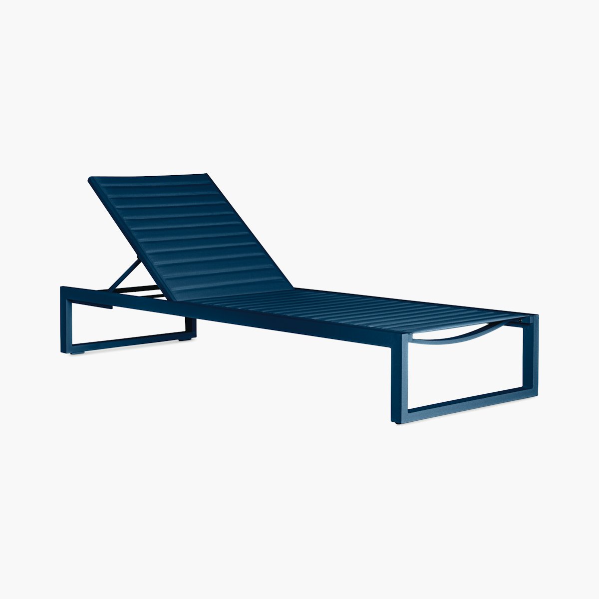 Eos Chaise Lounge Outlet