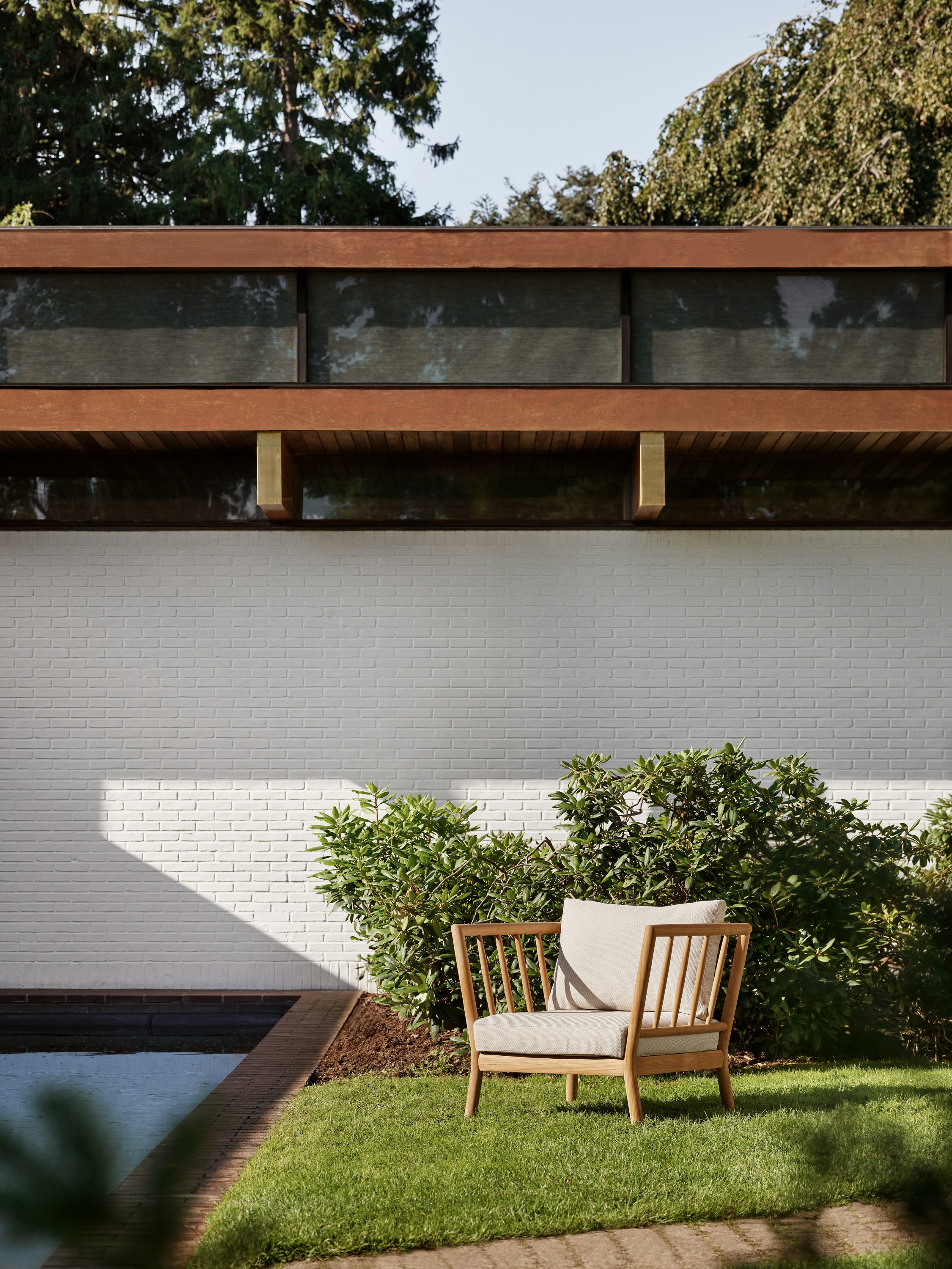 Tradition Outdoor Lounge Chair