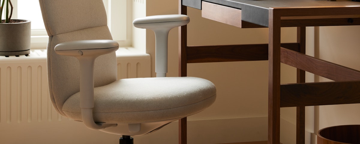 Asari Chair by Herman Miller