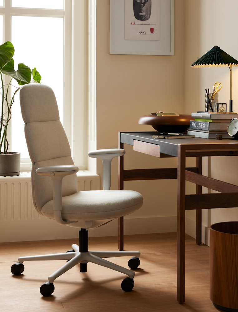 Asari Chair by Herman Miller