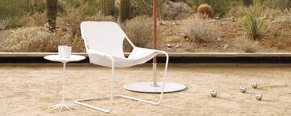 Petal End Table in an outdoor setting