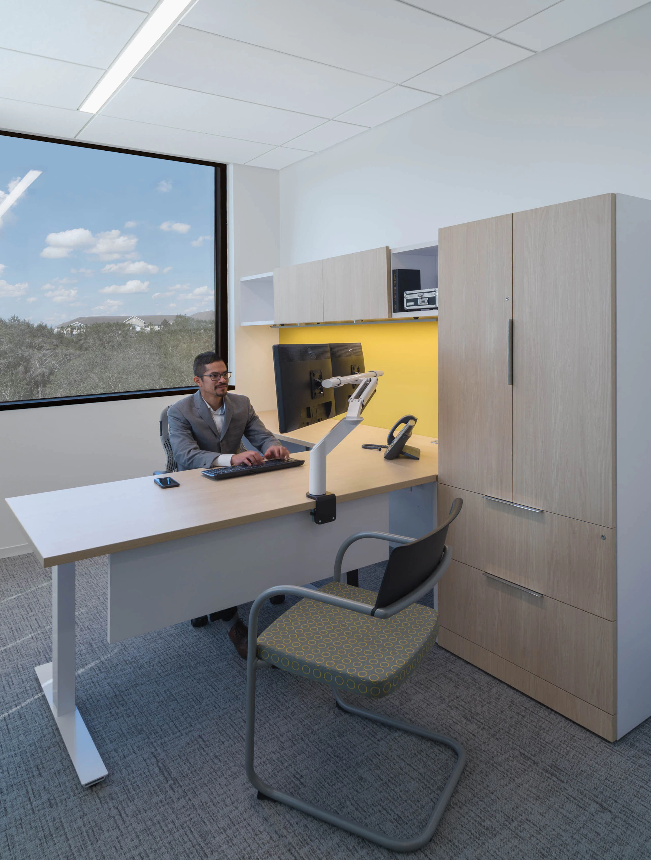 tone height-adjustable table moment chair series 2 storage