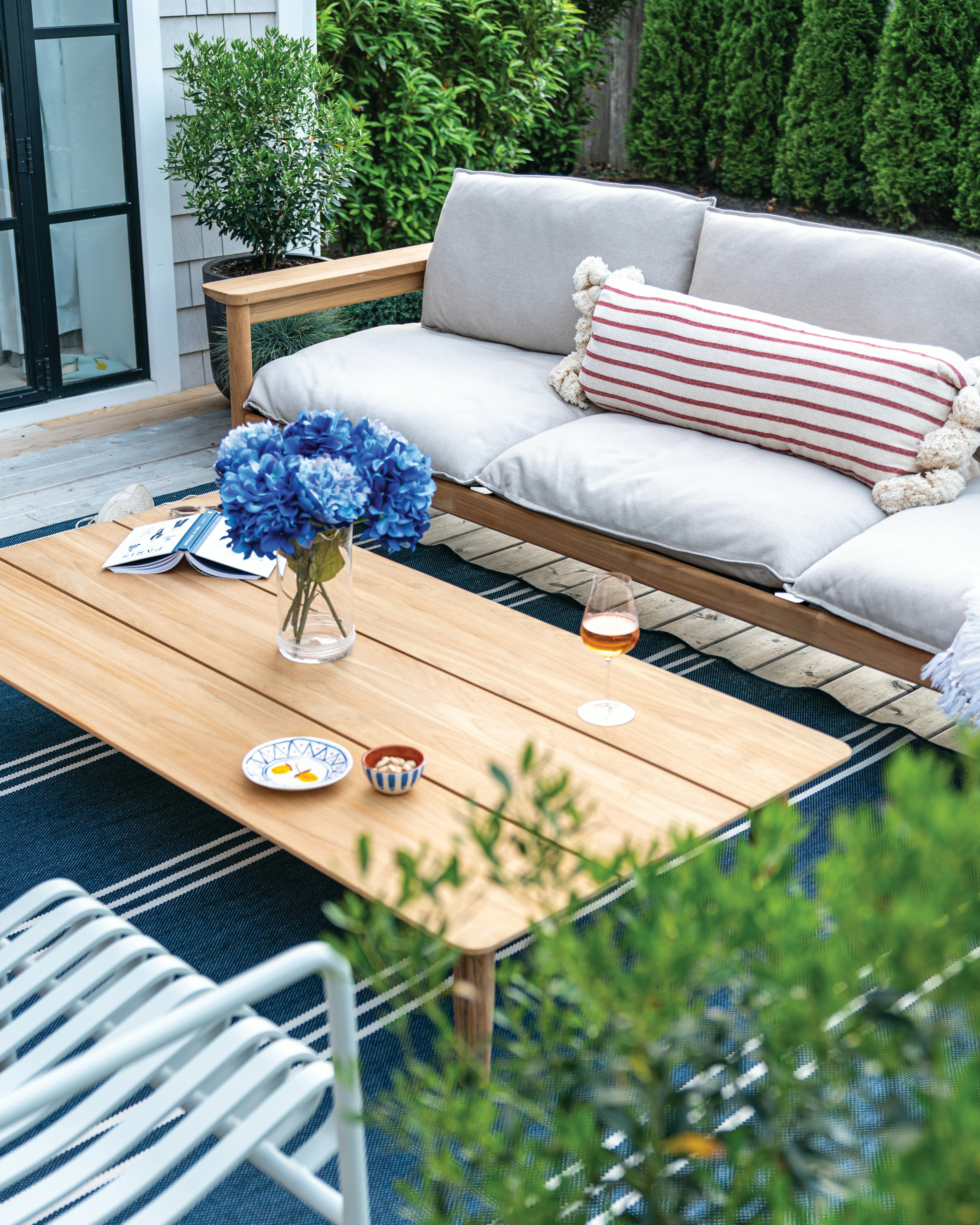 Terassi Coffee Table