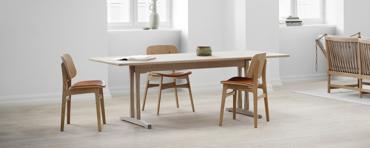 Soborg Model 3052 Dining Chairs around a dining table