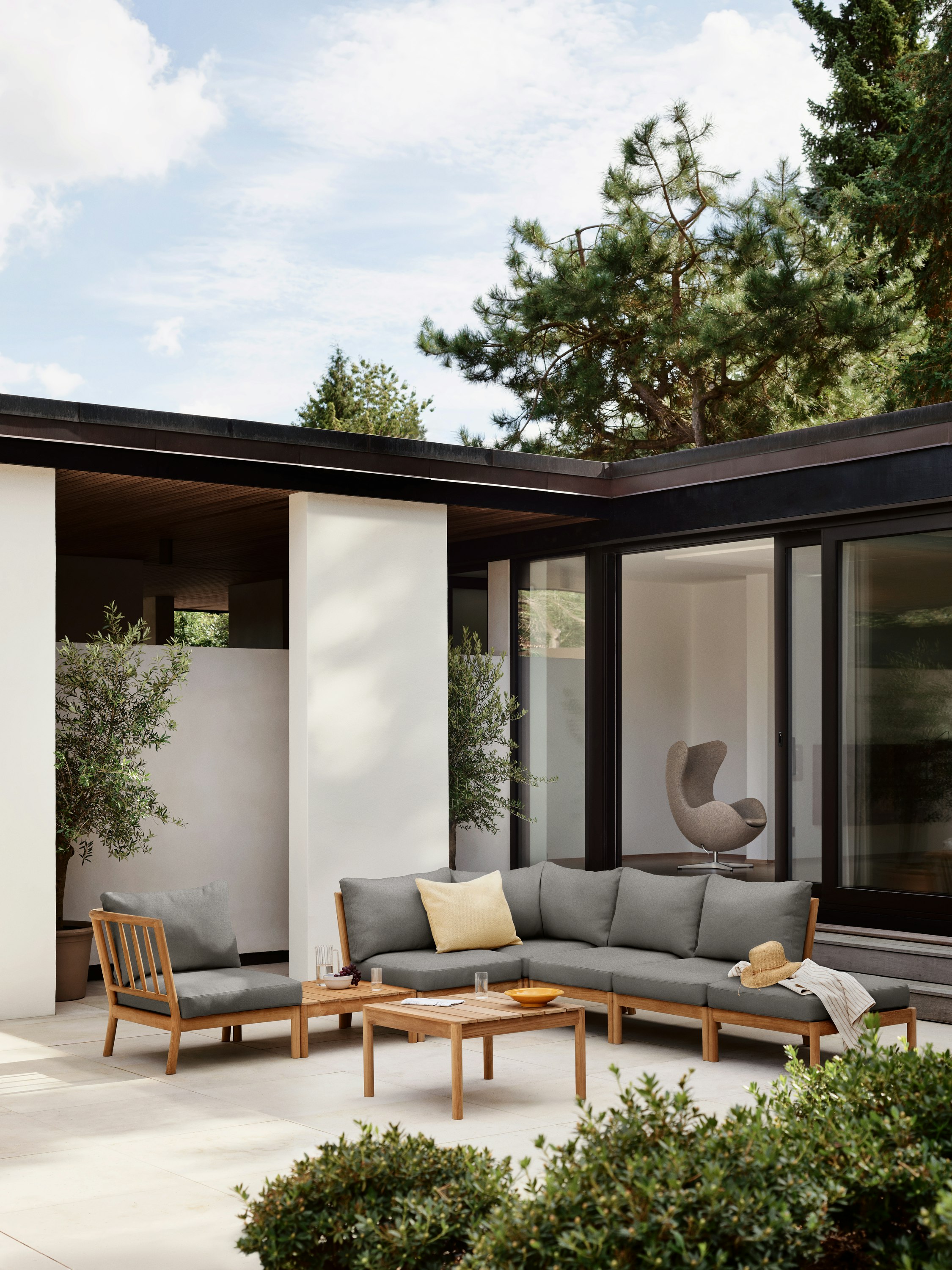 Tradition Outdoor Corner Seat Module