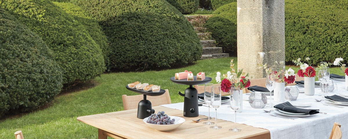 Reaction Poetique Centerpiece