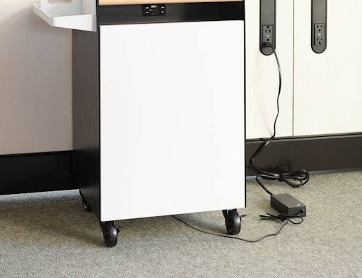 Tech Cart, Recharging Tech cart 24h recharging antenna workspaces hybrid storage