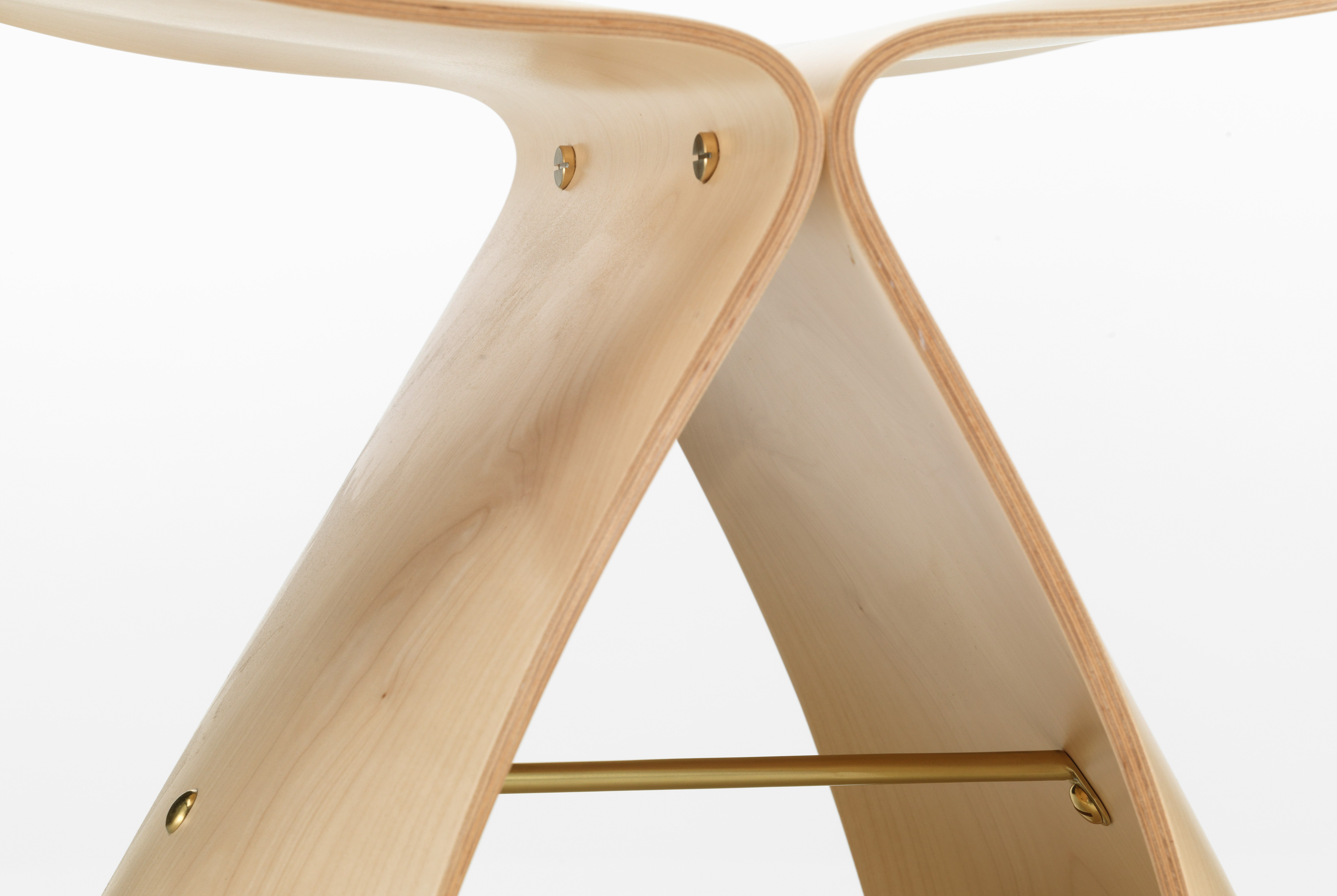 Yanagi Butterfly Stool in Maple