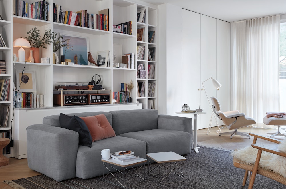 Easy Chair – Design Within Reach Easy Chair – Design Within Reach