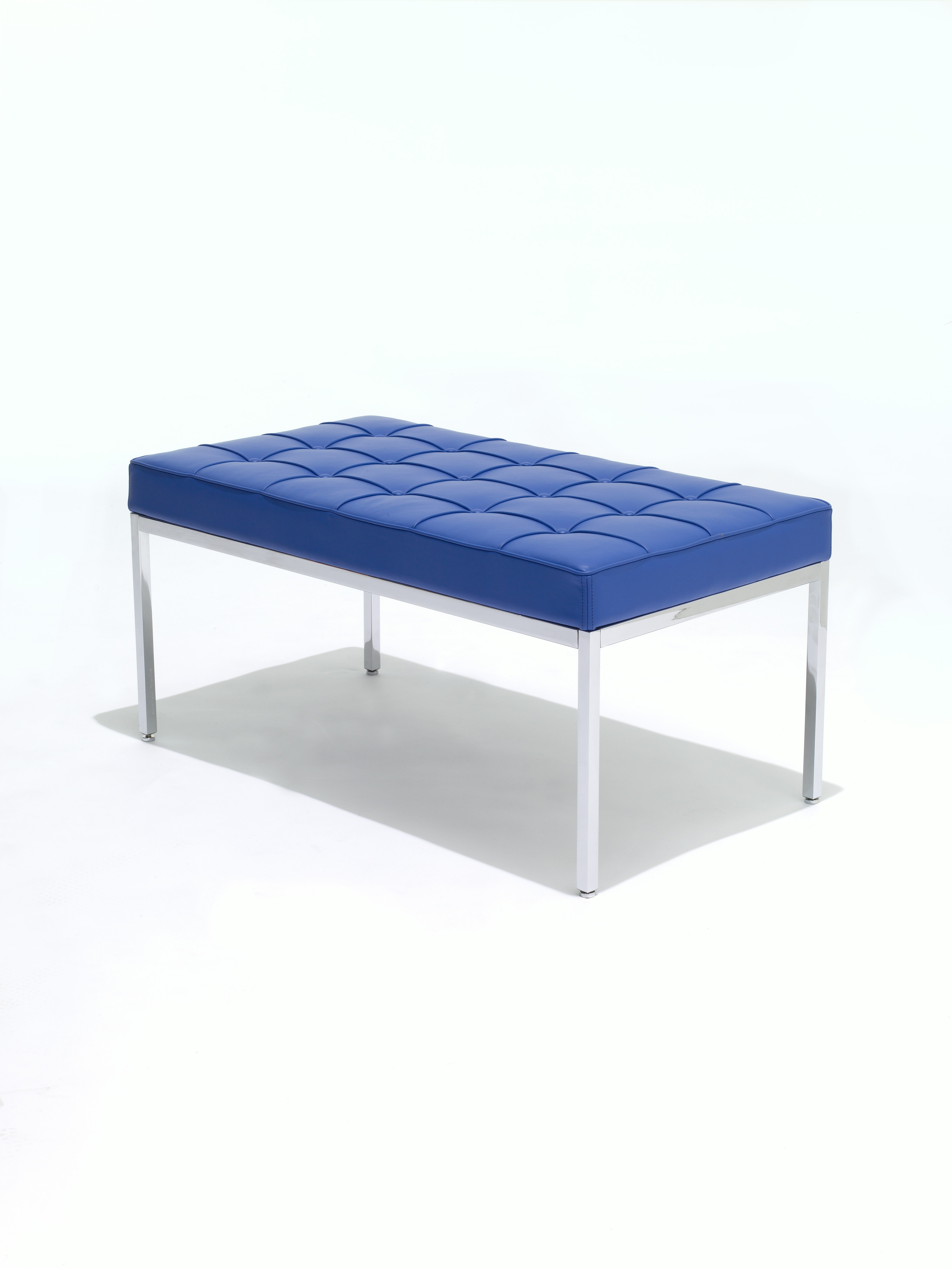 Florence Knoll Bench in blue leather with chrome base