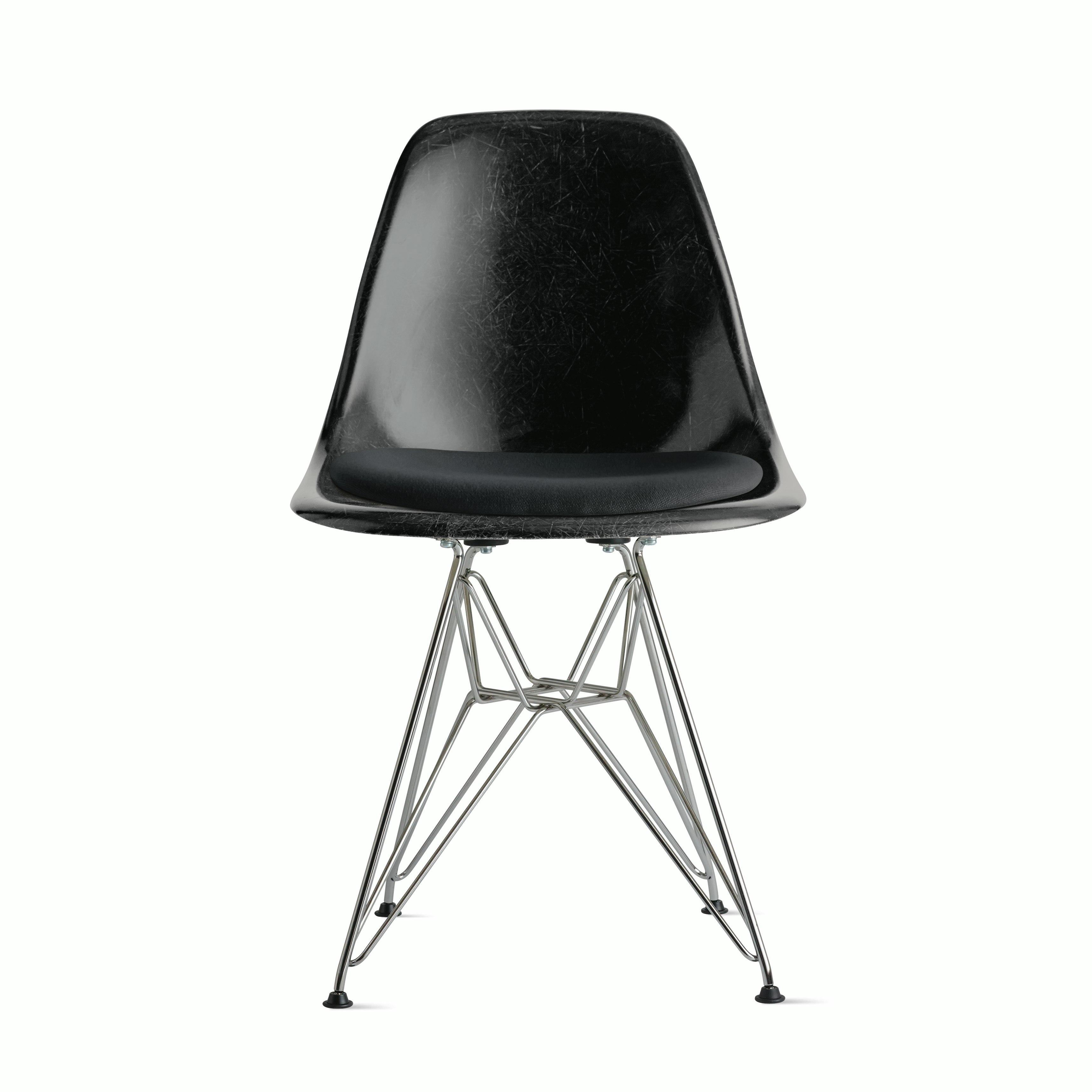 eames fiberglass chair