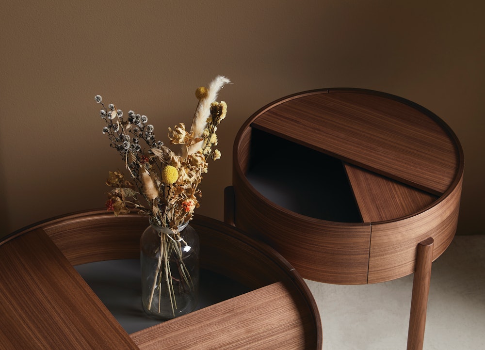 Arc Swivel Coffee Table