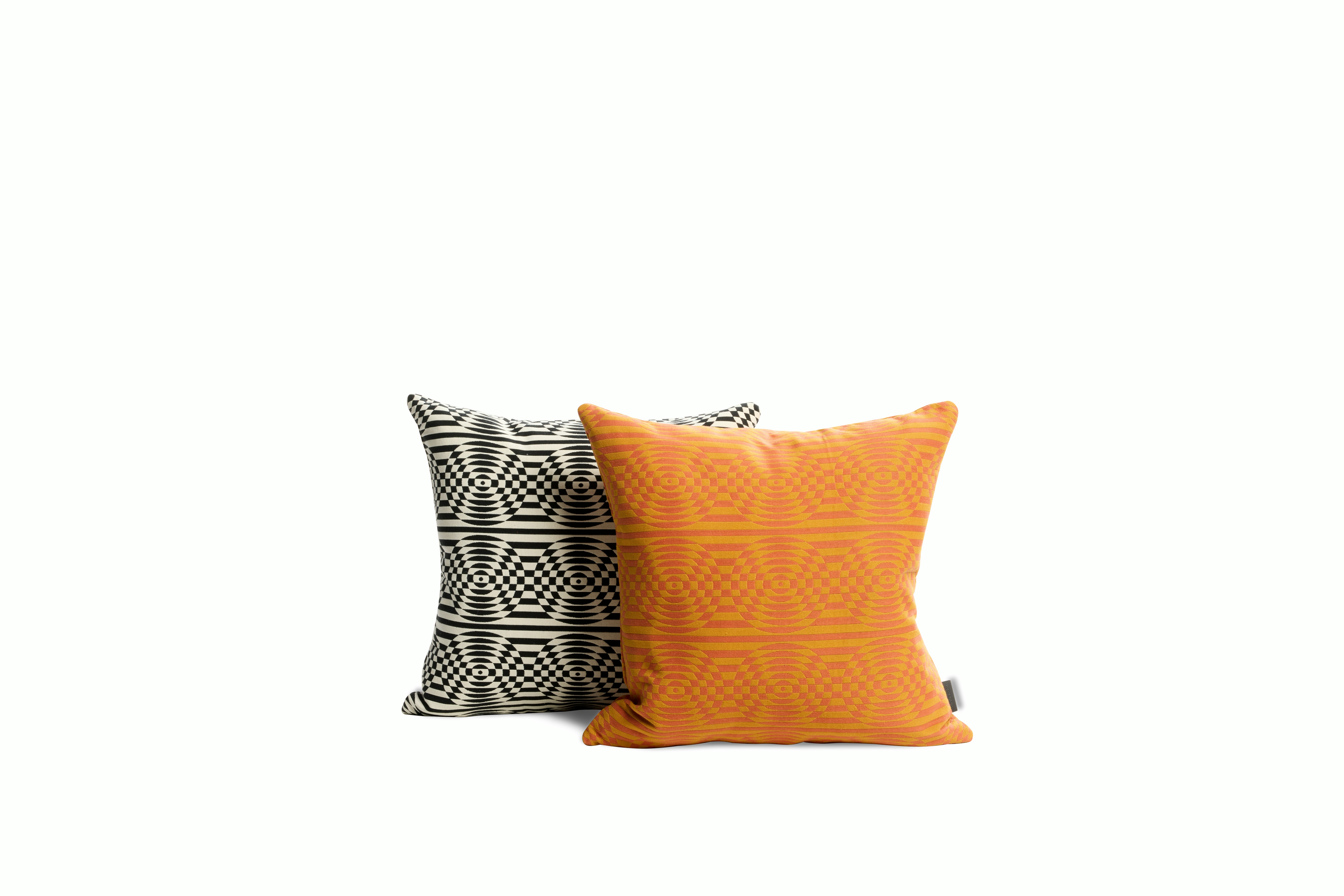 Optik Pillow by Verner Panton