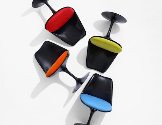 Saarinen Tulip Side Chair Saarinen Tulip Chairs with black base