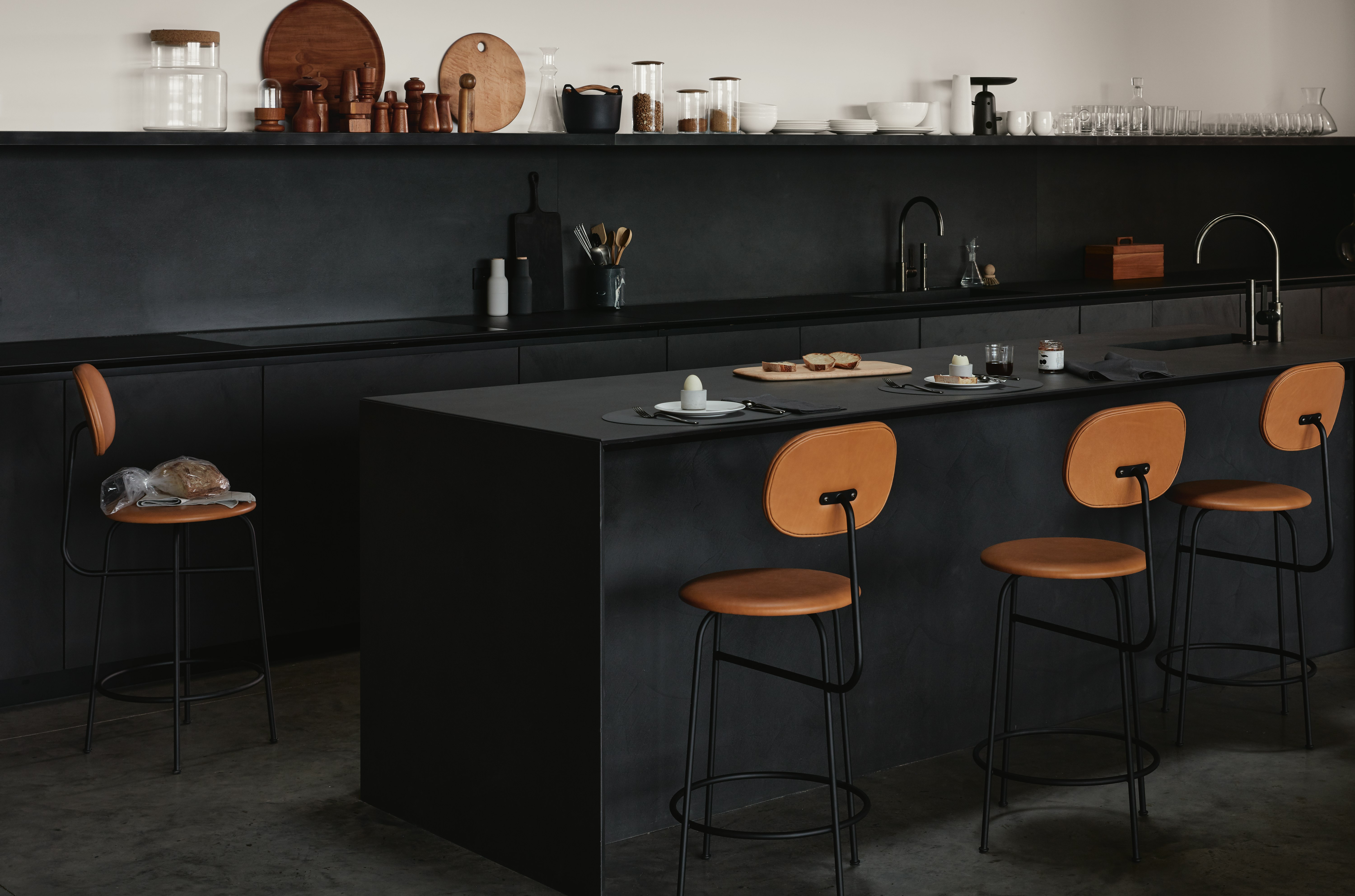 Afteroom Plus Stool – Design Within Reach