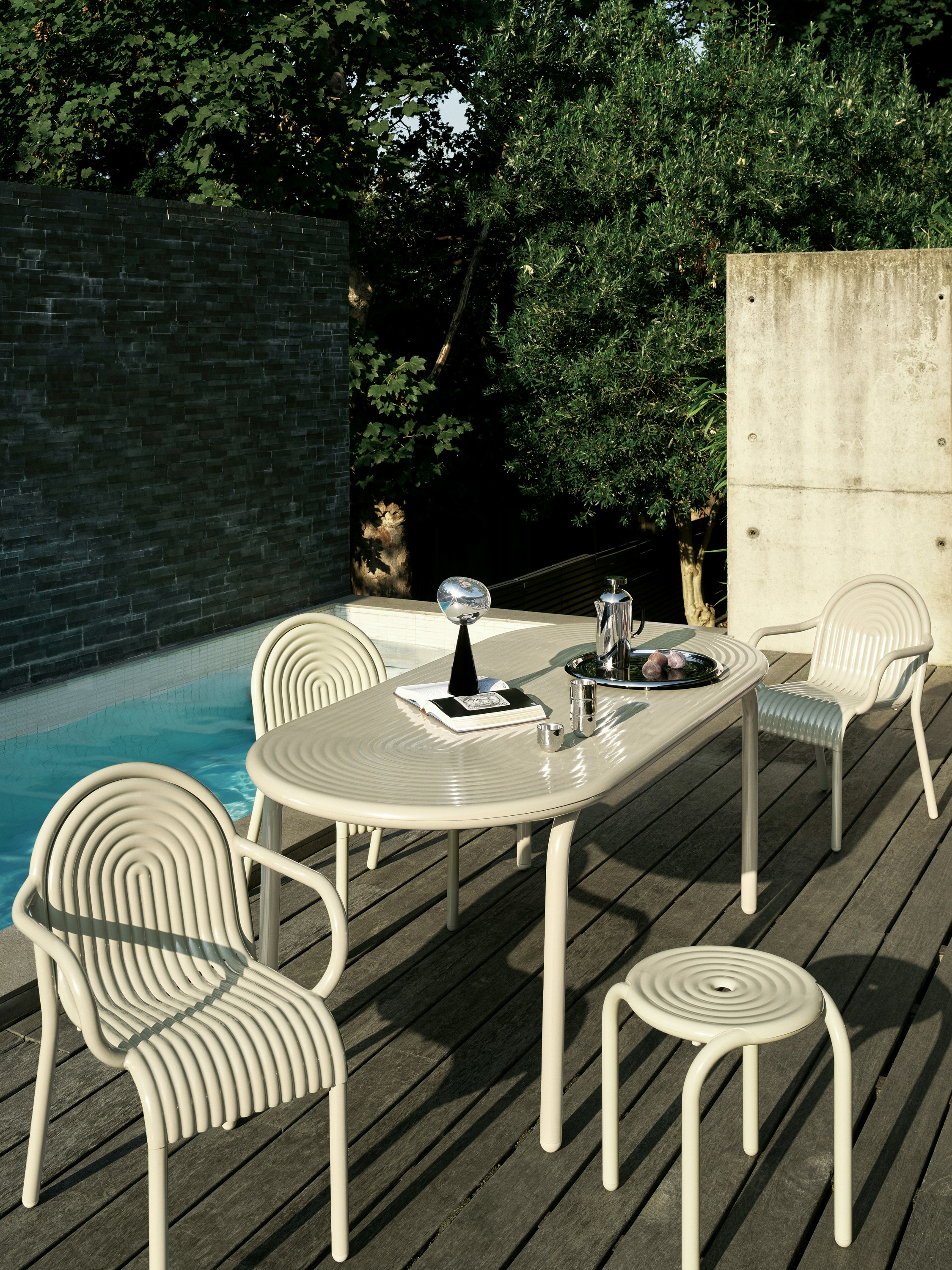 Groove Outdoor Dining Table
