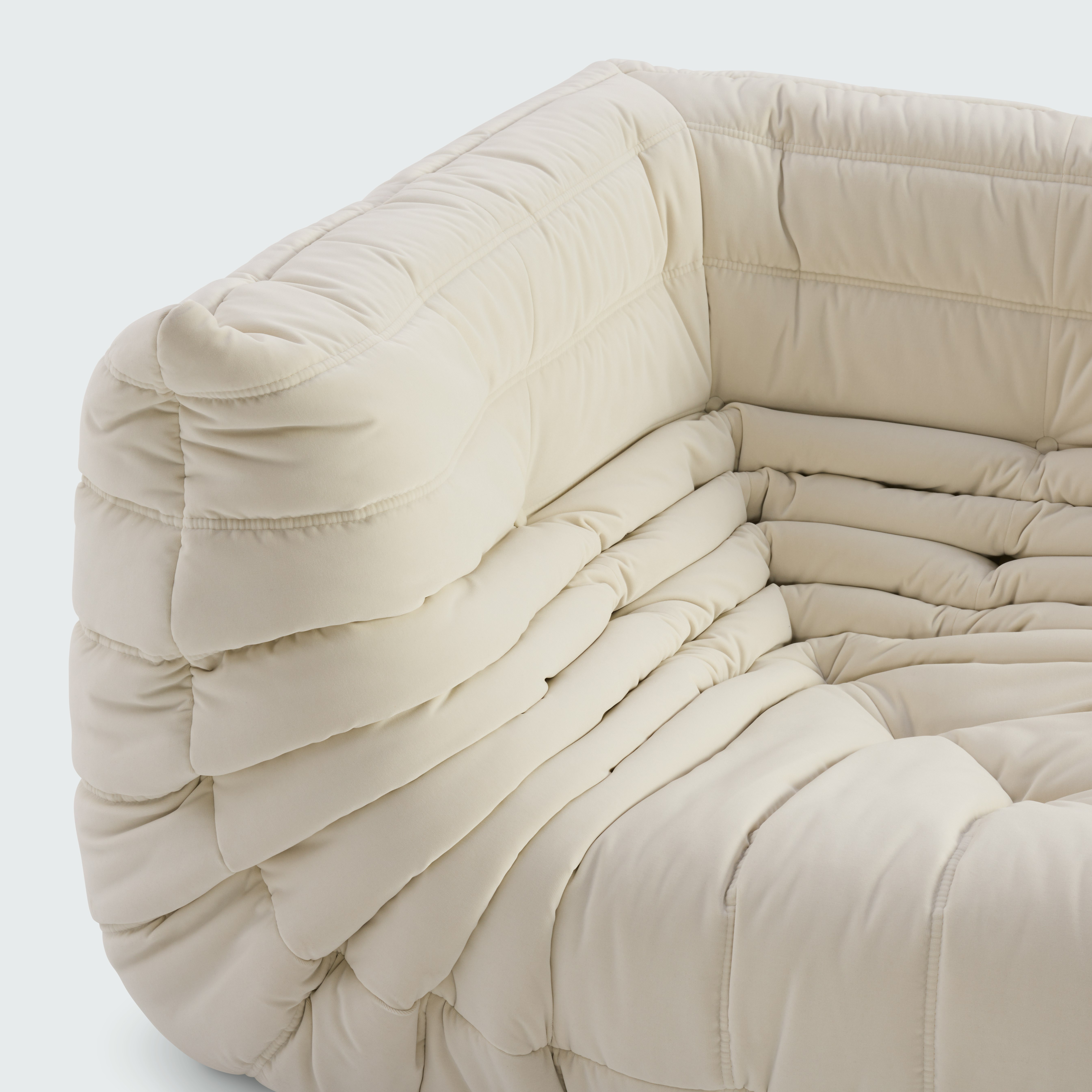 TOGO&reg; Corner Seat