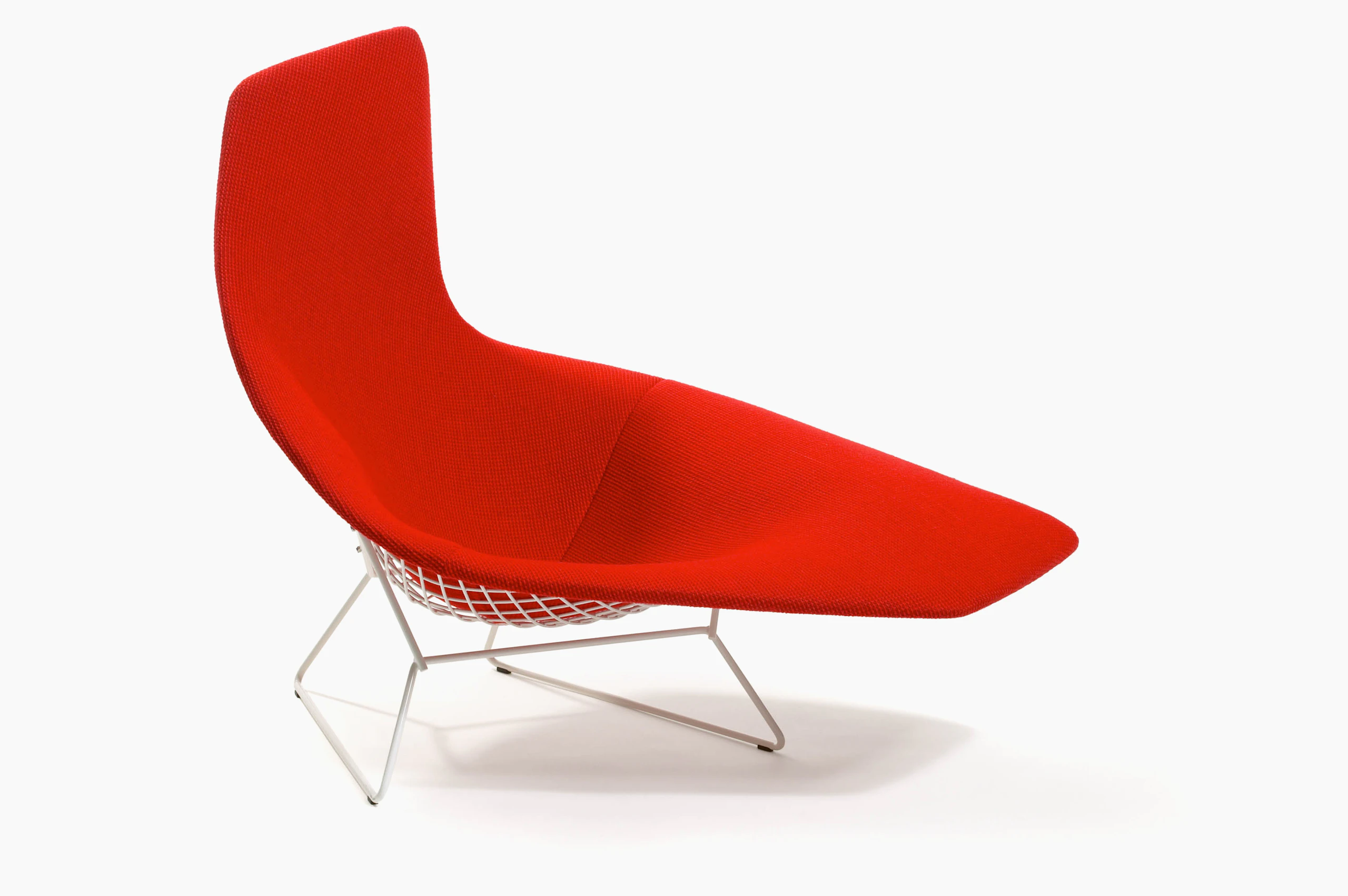 Bertoia, Asymmetric, Chaise, in, red, upholstery