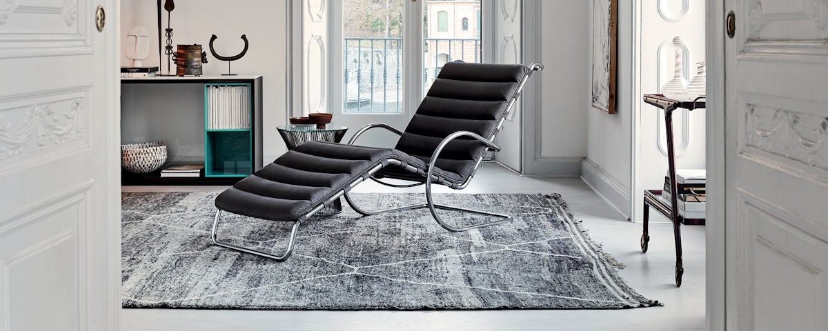 MR Adjustable Chaise Lounge