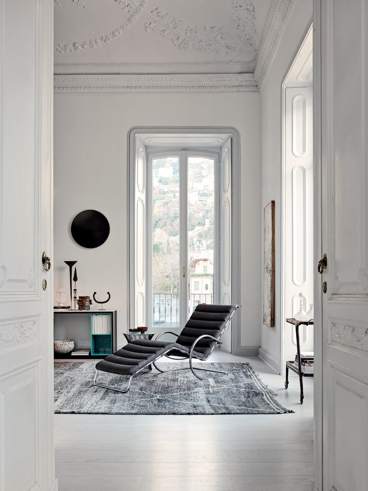 MR Adjustable Chaise Lounge