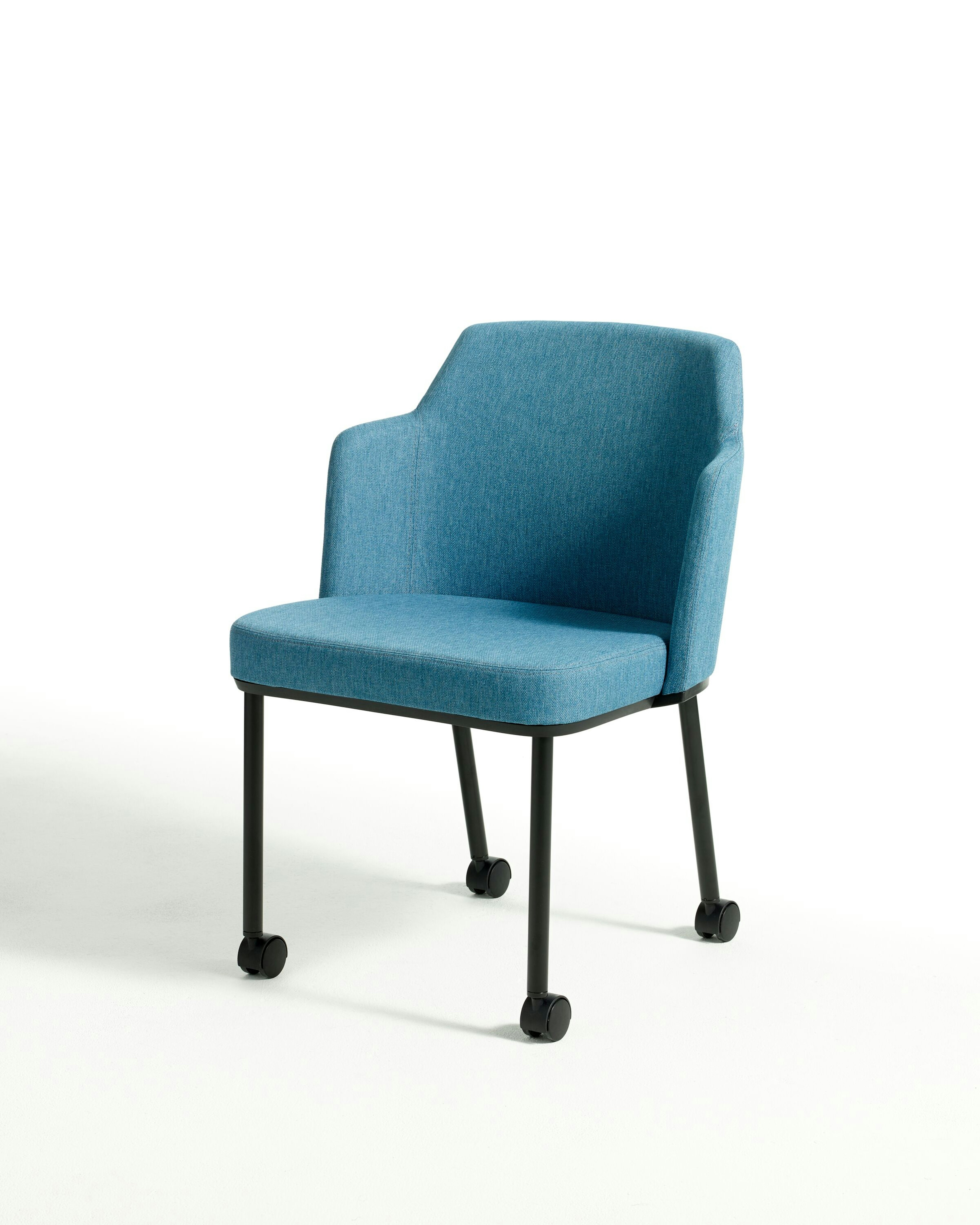 Remix® Side Chair Knoll