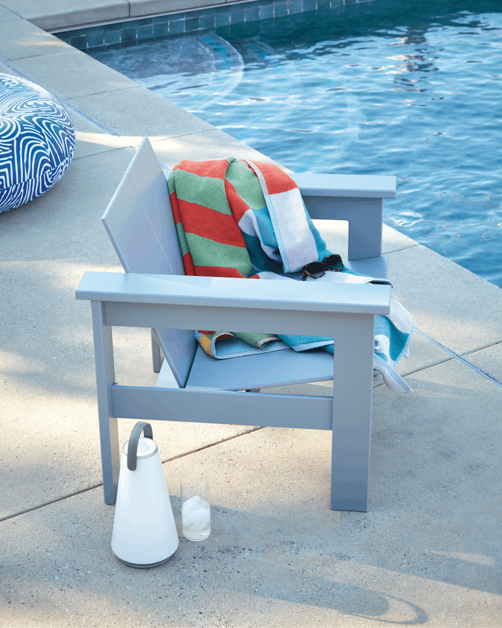 Hennepin Lounge Chair with Dusen Dusen Towel