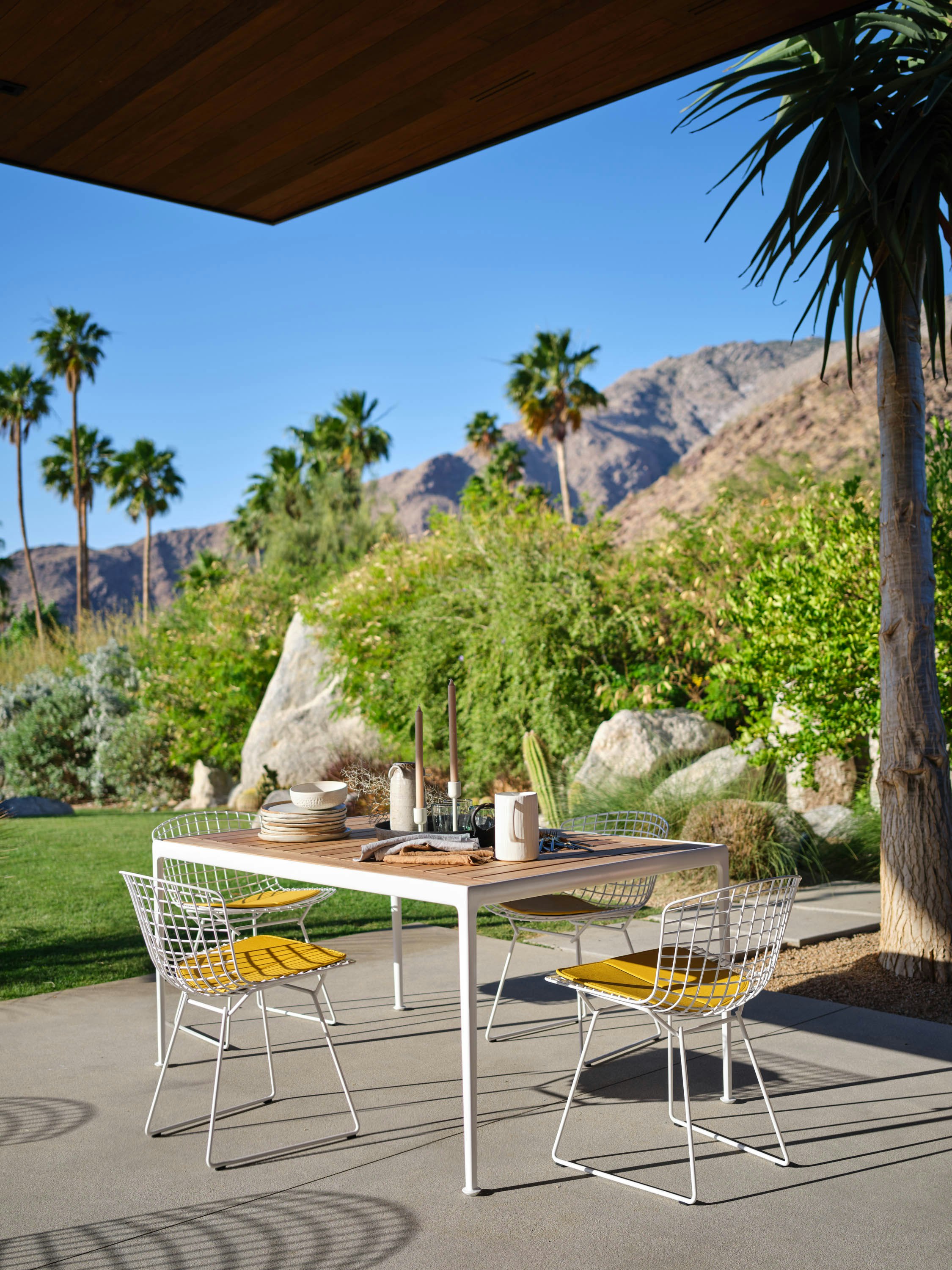 Outdoor Dining Chairs & Stools