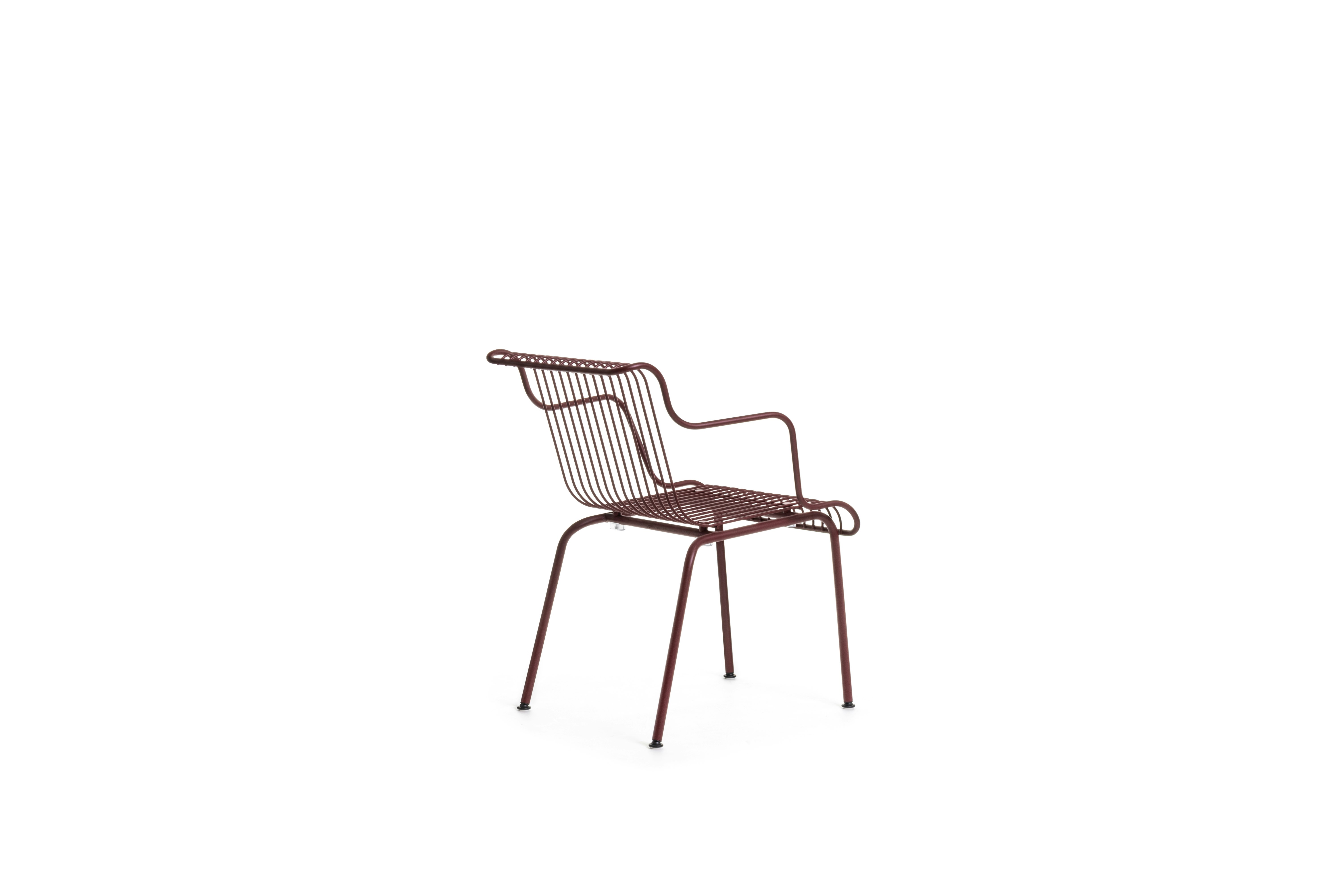 South Outdoor Dining Armchair - Bordeaux