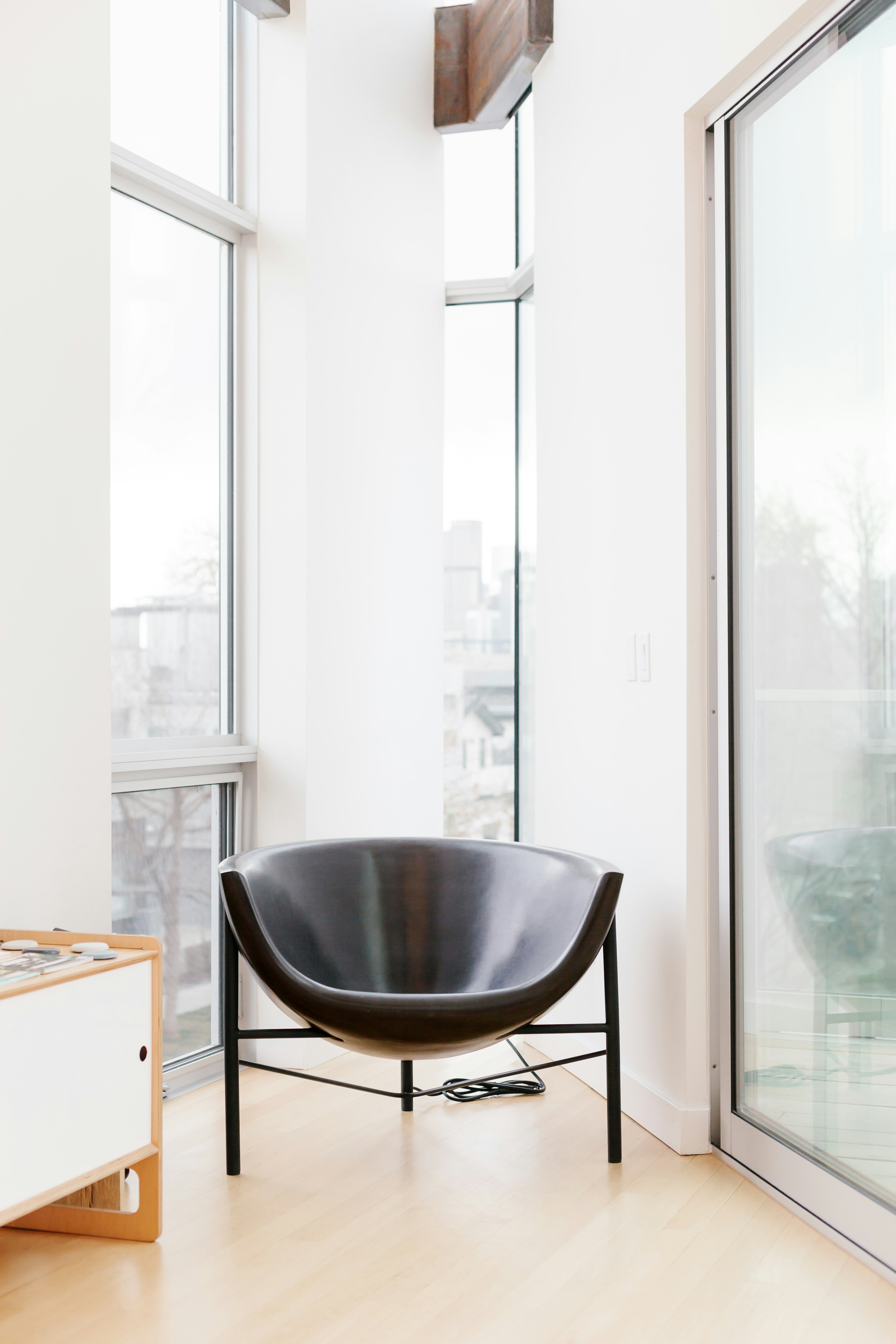 Kosmos Heated Lounge Chair