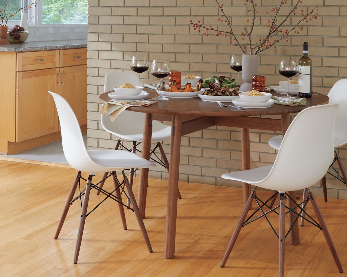 Kigumi Table and Molded Plastic Chair