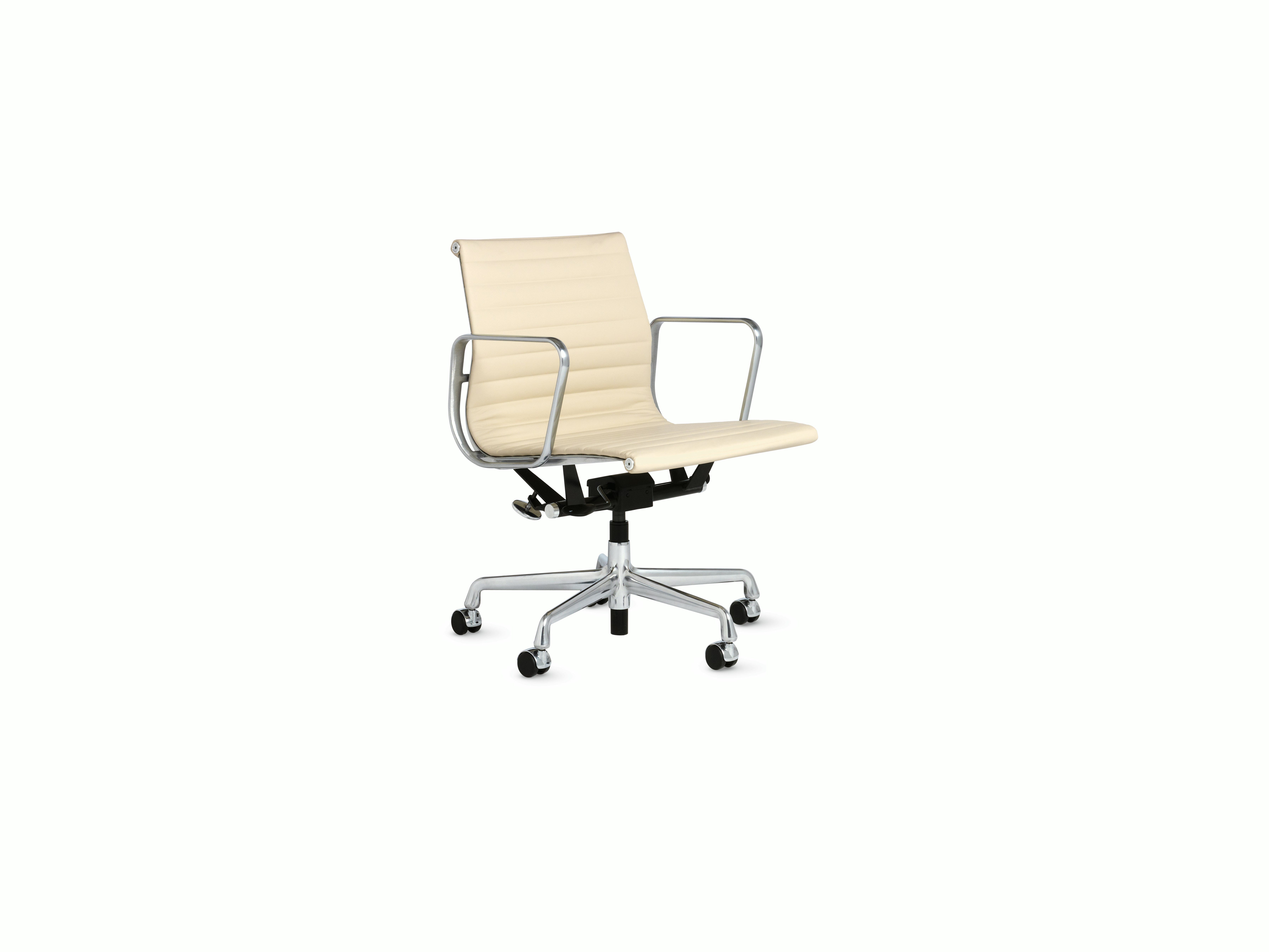 Eames Aluminum Group Management Chair with Pneumatic Lift