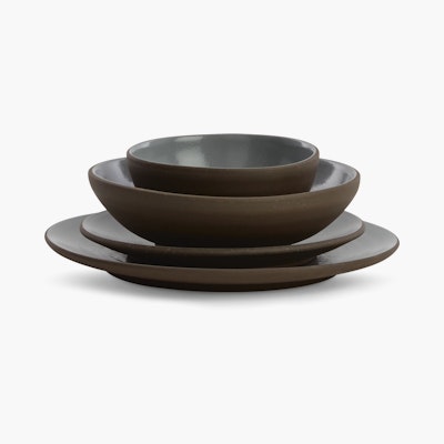 Jono Pandolfi Dinnerware, 4-Piece Place Setting