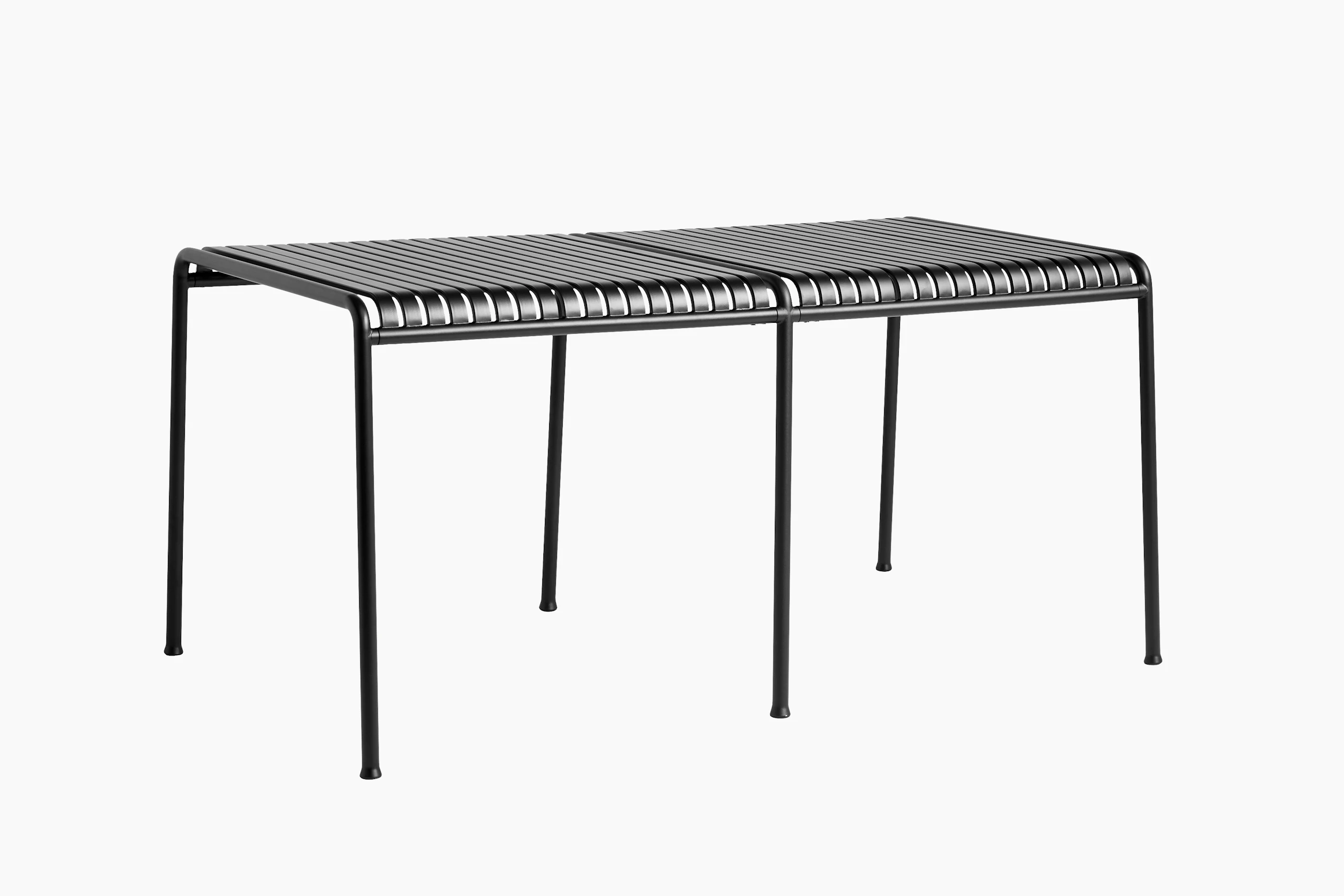 Palissade Cafe Table with Middle Leg