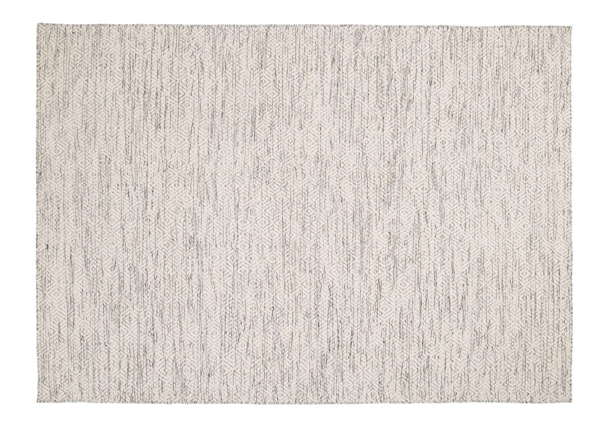 Nyoko Rug