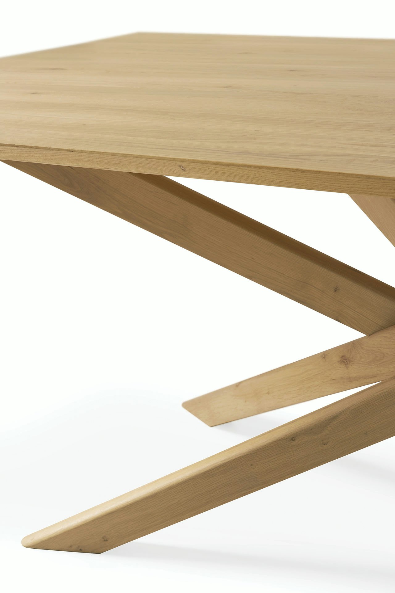 Mikado Dining Table