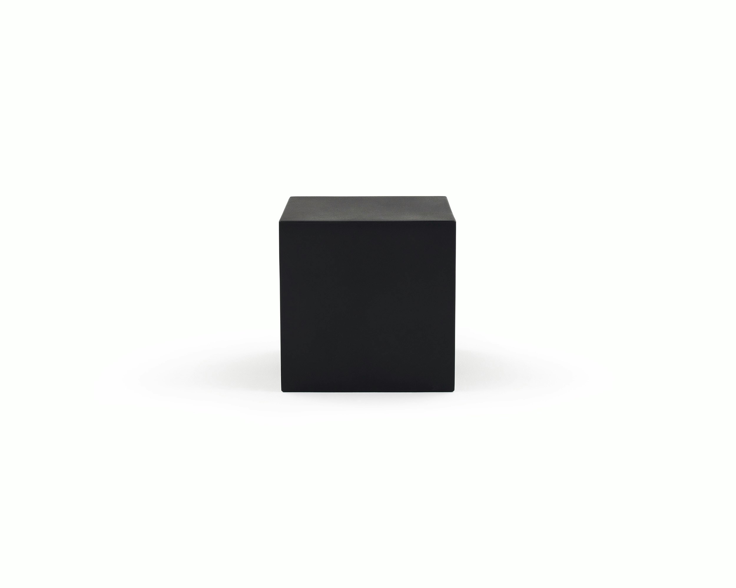 Vignelli Cube