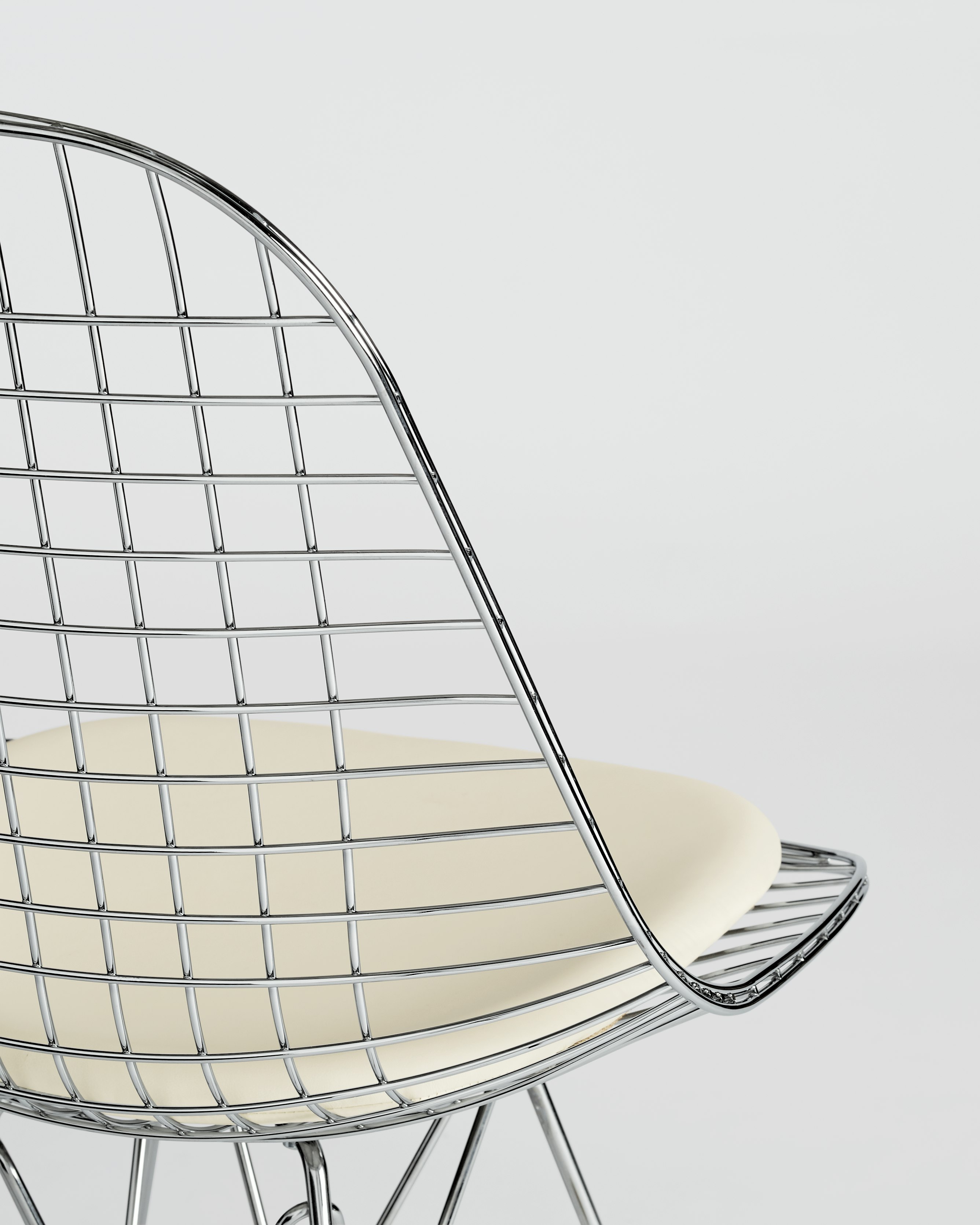 Eames Wire Chair with Seat Pad Design Within Reach