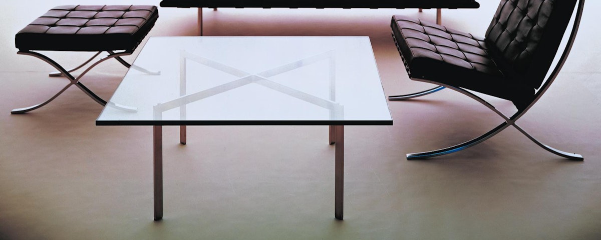 Barcelona® Table