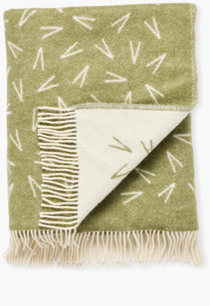 Pine Needles Throw - Snow