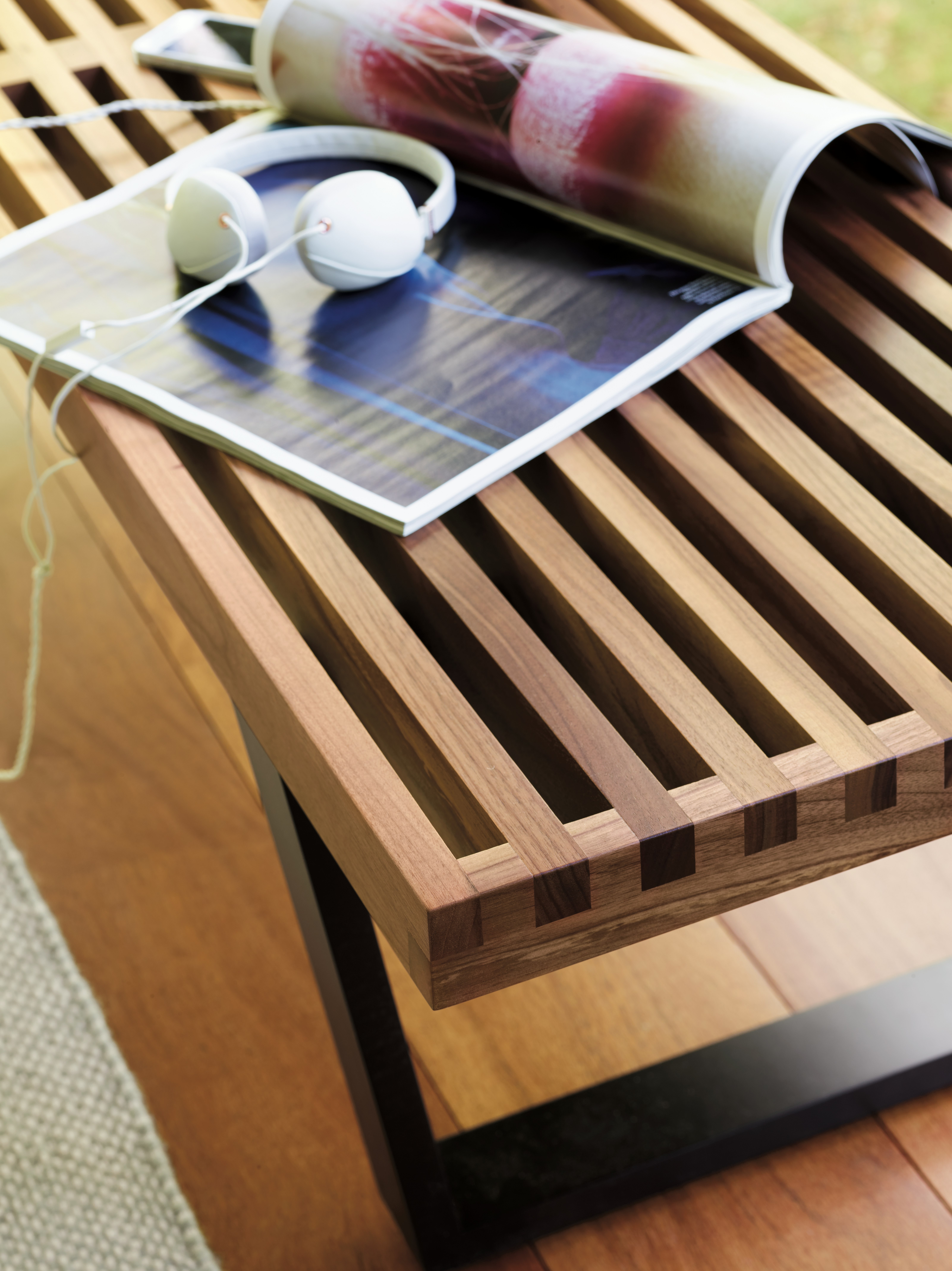 Nelson Platform Bench