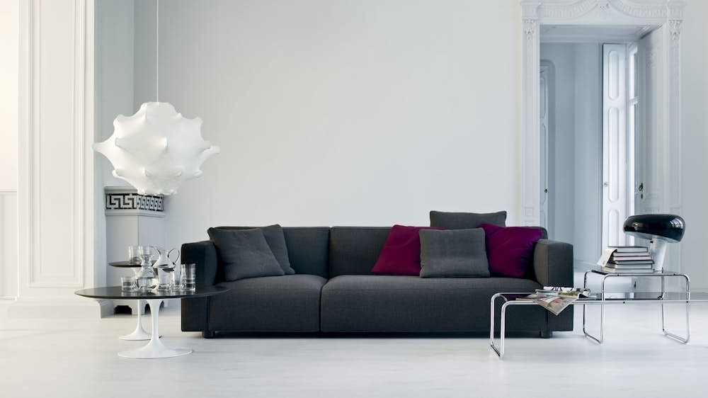 Saarinen Coffee Table, Saarinen Side Table, Barber Osgerby Sofa, Laccio Tables