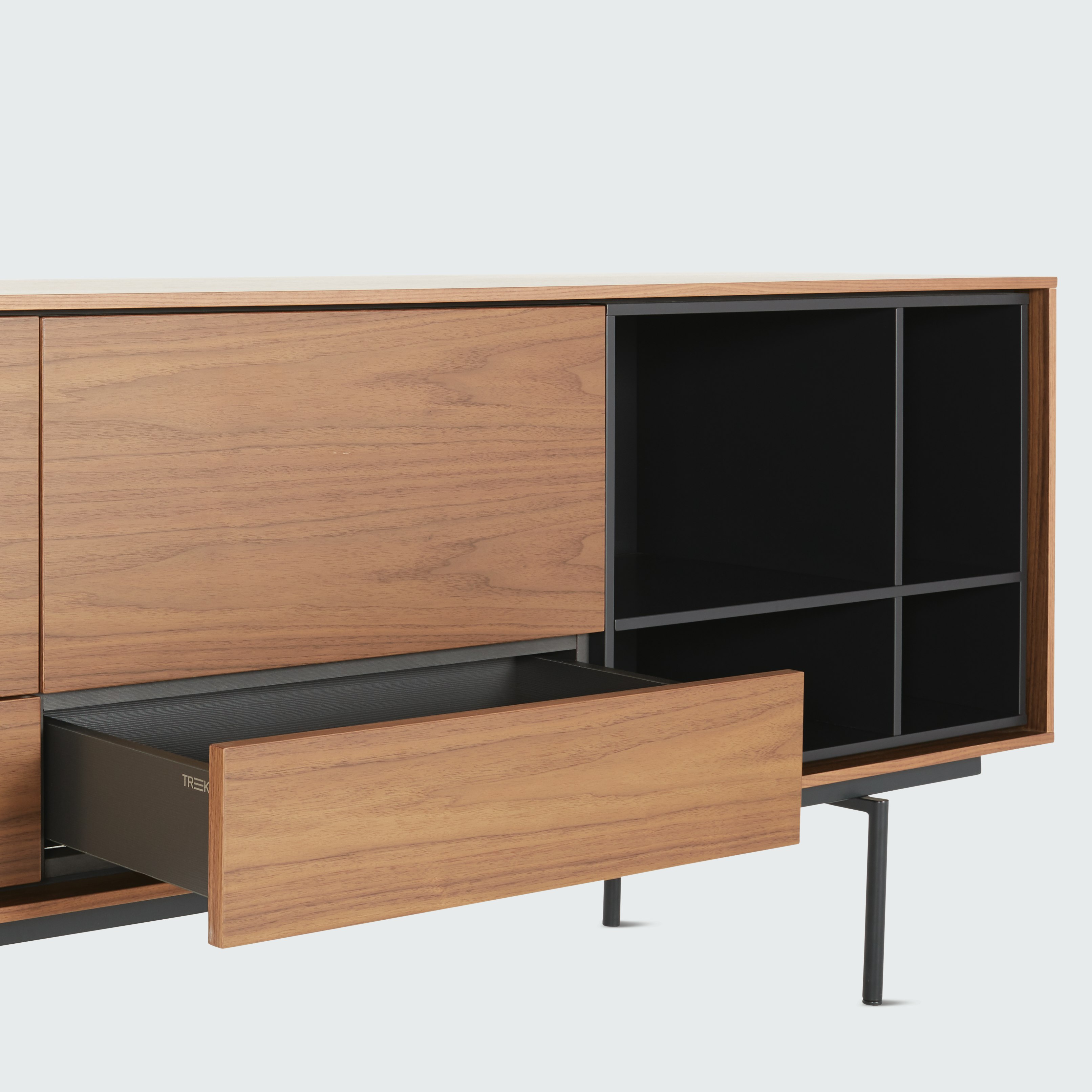 Aura Credenza