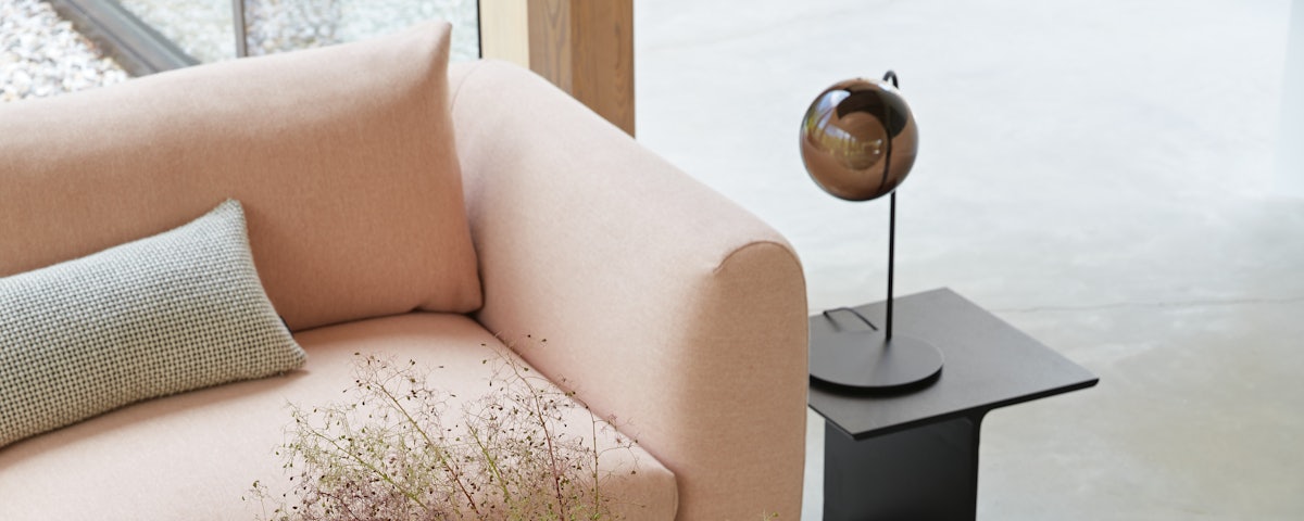 Modo Table Lamp